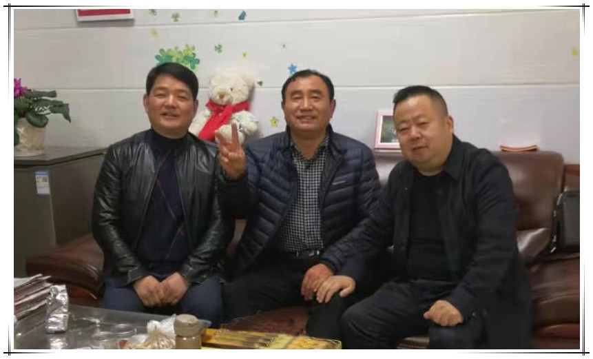 集團董事長探察國泰發(fā)展地 拜望老領(lǐng)導